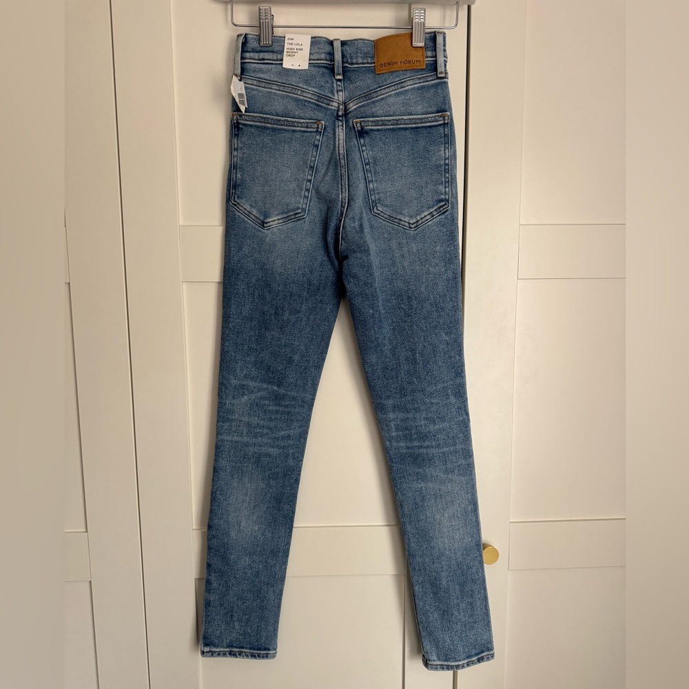 NWT Aritzia Denim Forum The Lola High Rise Skinny Crop Jeans Light Wash Size 23 - Picture 2 of 5
